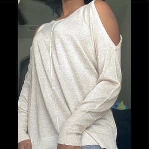 Long sleeve light pink shirt